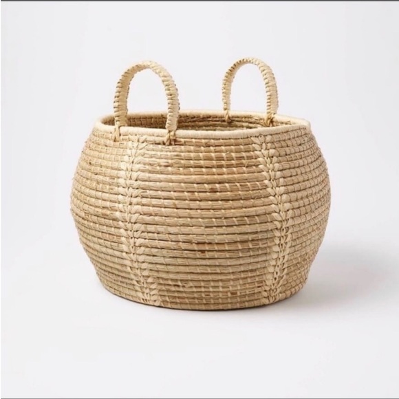 Large Woven Medong Grass Round Basket - Threshold - Picture 1 of 7